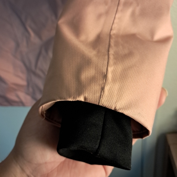 The North Face Jacket Girls - Picture 11 of 12